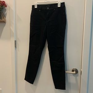 1822 Denim High Rise 5 Pocket Black Jeans